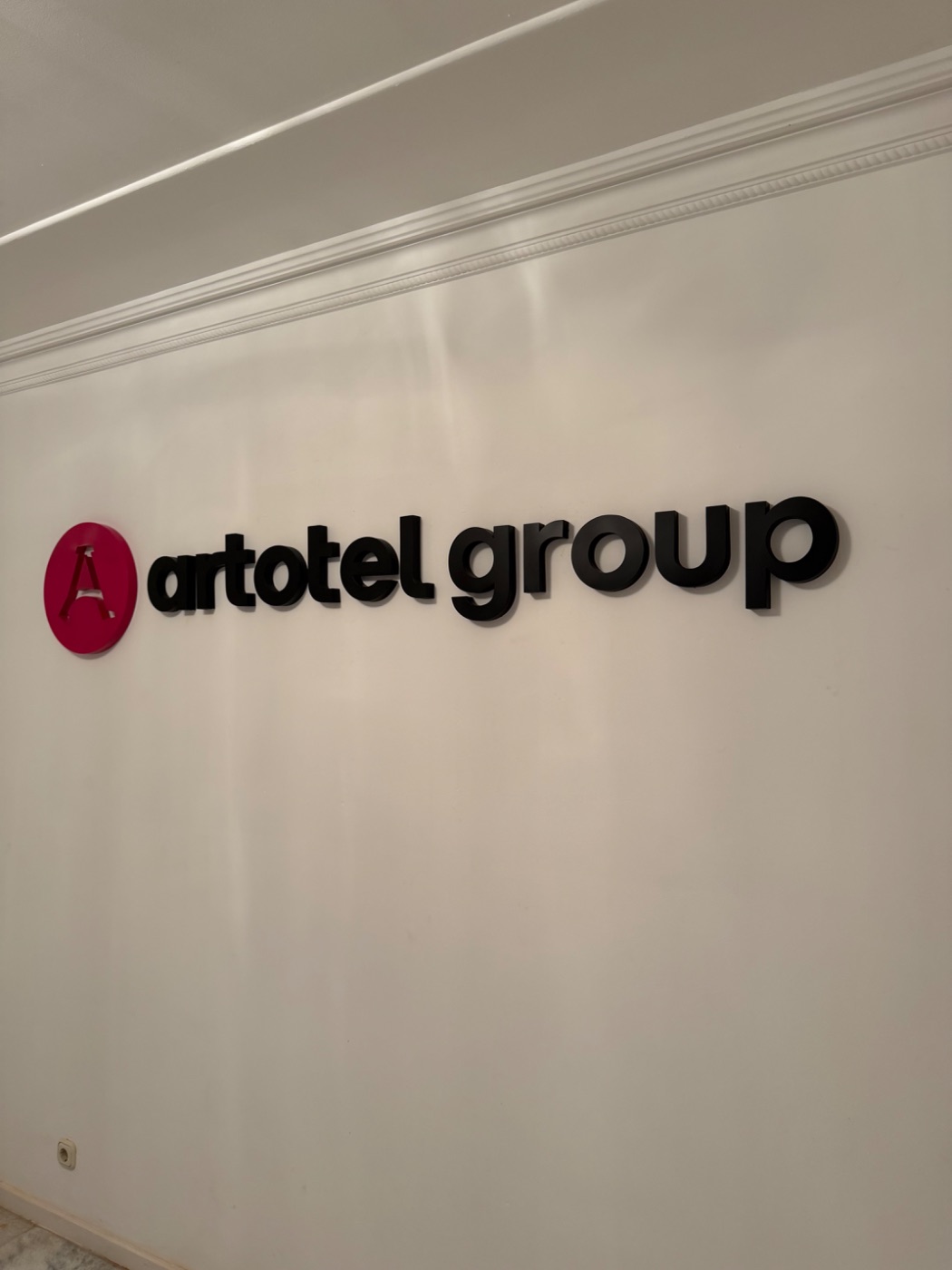 ARTOTEL OFFICE